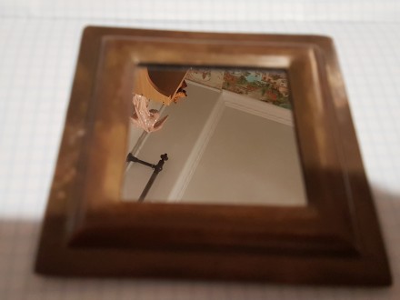 Зеркальце в латунной рамке. . фото 3