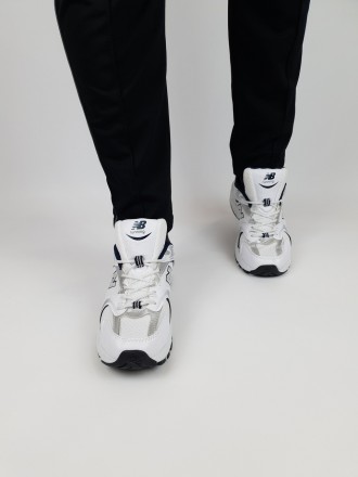 Весенние кроссовки мужские и женские белые с серым New Balance 530 White Silver.. . фото 11