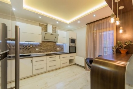 3-комнатная квартира, 83 кв.м. Київ. фото 1 3-комнатная квартира, 83 кв.м. Київ. фото 1
