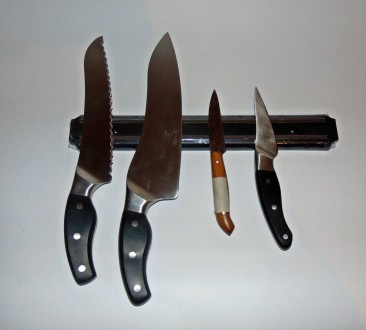Незаменимая вещь для вашей кухни. Все ножи будут у вас под рукой
В комплекте кре. . фото 3