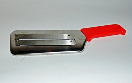 Шатківниця для капусти Frico FRU-045
Сокирка з двома лезами
Матеріал ручки — пла. . фото 3