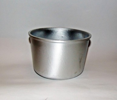 Форма для выпечки пасхального кулича. Изготовлена из литого алюминиевого сплава
. . фото 2