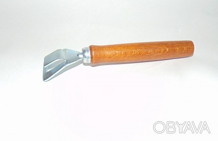 Чапельник - универсальная ручка для сковородок.
Металлический ухват с деревянной. . фото 1