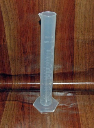 Цилиндр пластмассовый для спиртомера 100мл
Цилиндр для ареометров используется д. . фото 4