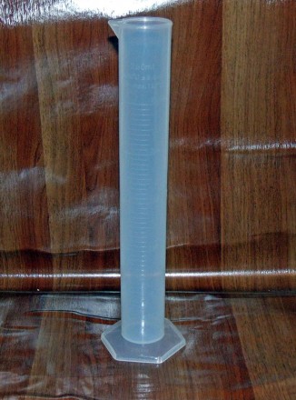 Цилиндр пластмассовый для спиртомера 250мл
Цилиндр для ареометров используется д. . фото 4