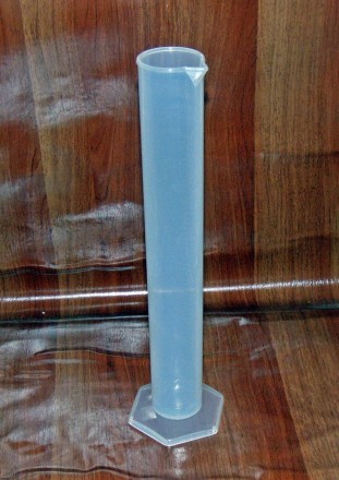 Цилиндр пластмассовый для спиртомера 250мл
Цилиндр для ареометров используется д. . фото 2