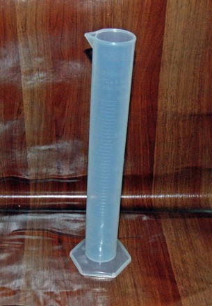 Цилиндр пластмассовый для спиртомера 250мл
Цилиндр для ареометров используется д. . фото 5