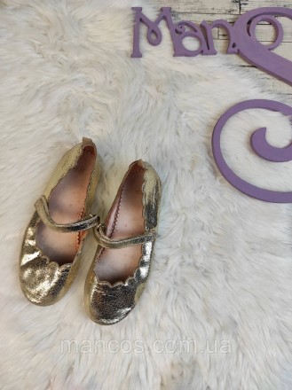 Детские балетки H&M для девочки золотистого цвета туфли на липучке
Состояние: б/. . фото 3