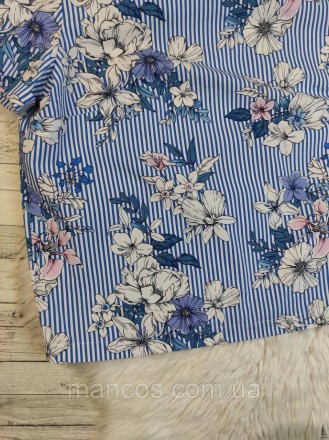 Женское блуза O'stin голубая полосатая с цветочным принтом футболка
Состояние: б. . фото 4