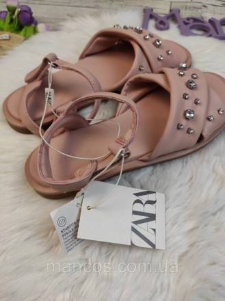 Детские сандалии Zara для девочки босоножки цвет пудра кожаные с камнями
Состоян. . фото 4