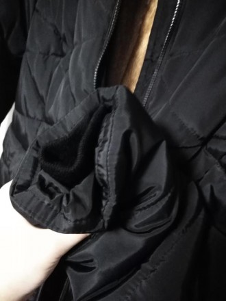 
Куртка зима
Цвета: чёрный, зелёный
Мех съемный на пуговицах. Внутри мягкая прия. . фото 6
