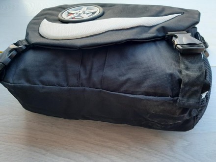 Большая сумка через плечо из плотной ткани Olli DFW

Практичная, отличного кач. . фото 6