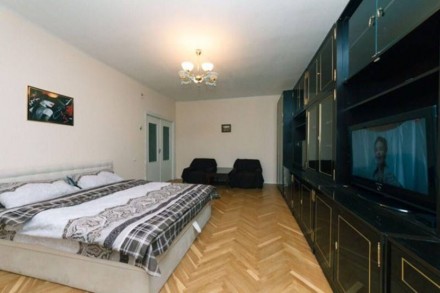 Продам 3 кімнатну квартиру на бульварі Лесі Українки 24. 
Поряд знаходиться метр. . фото 5
