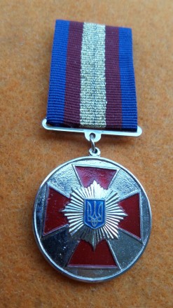 Медаль Ветеран Внутрішніх військ МВС України №94. . фото 2