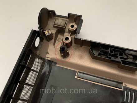 Часть корпуса поддон к ноутбуку Samsung R25. Есть следы от эксплуатации и повреж. . фото 4