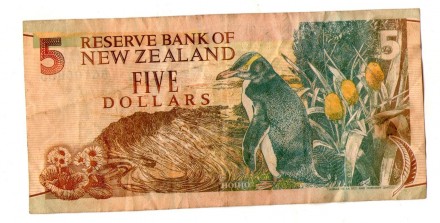 Новая Зеландия 5 долларов 1992 год №466. . фото 2