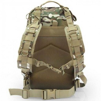 Практичный и вместительный тактический штурмовой трехдневных рюкзак, имеющий два. . фото 3