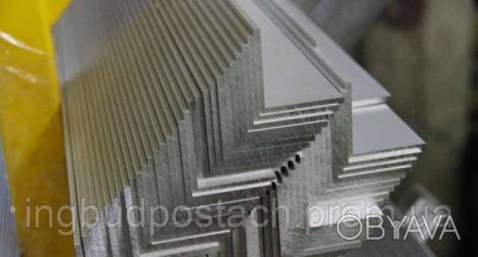  
Куточок алюмінієвий 60х60х3 мм рівнополочний
Куточок алюмінієвий – вироблений . . фото 1