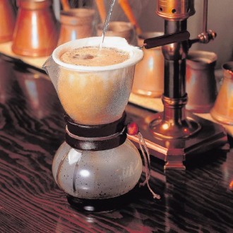 Hario Drip Pot DPW-1 это простая капельная кофеварка с стильным минималистически. . фото 5