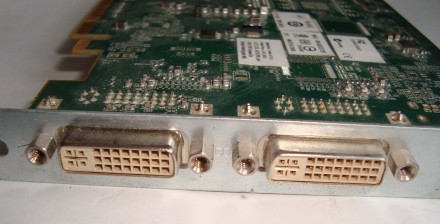 Matrox Millennium P650-MDDE128F 128MB DDR Dual DVI PCI Express Video Card

Gen. . фото 7