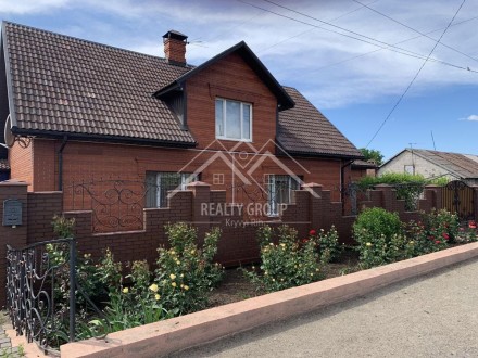 Продаж будинку в ЦМ р-ні на Карачунах. Кривой Рог. фото 1 Продаж будинку в ЦМ р-ні на Карачунах. Кривой Рог. фото 1