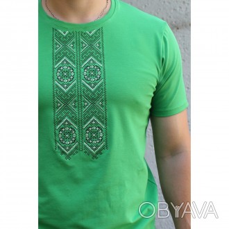 Патріотична футболка чоловіча вишита насиченого зеленого кольору на короткий рук. . фото 1