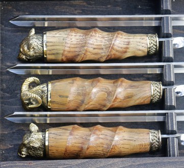 Шикарный набор шампуров и аксессуаров ручной работы барбекю. Упакованный в дерев. . фото 6