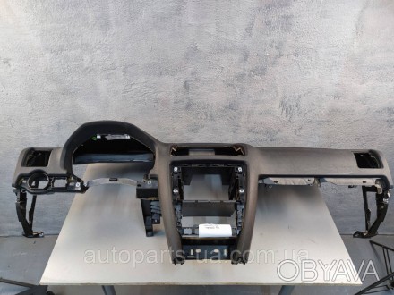 Торпедо під Airbag Skoda Octavia A5 1Z1857007 в наявності стан, як на фото.
Якіс. . фото 1