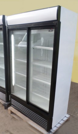 Шкаф холодильный бу Фригорекс (Греция)
Двухдверный, стеклянные раздвижные двери. . фото 4