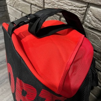Спортивная, дорожная сумка-рюкзак унисекс Sport красный логотип:
- Плечевой реме. . фото 6