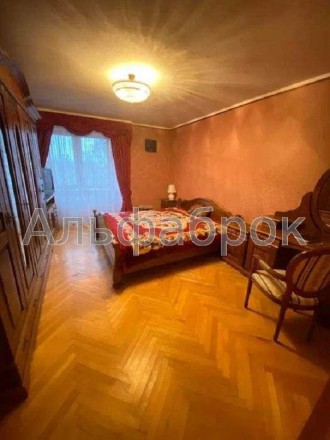 4-комнатная квартира, 80 м.кв.. Киев. фото 1 4-комнатная квартира, 80 м.кв.. Киев. фото 1