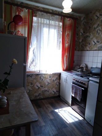 Квартира находится на ул Вакуленчука, с косметическим ремонтом. В наличии есть м. Кіровський. фото 2