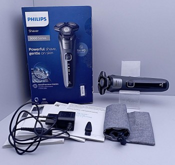 Электробритва Philips Shaver series 5000 S5587/10
Индикатор заряда аккумулятора . . фото 5