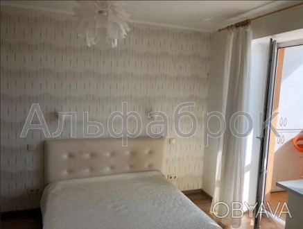 Продается прекрасная двухкомнатная квартира в живописном районе города Буча.
В к. . фото 1