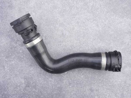 BMW.Верхній шланг охолоджувальн/рідини BMW. Завод/номер 17127540127. Ивано-Франковск. фото 1 BMW.Верхній шланг охолоджувальн/рідини BMW. Завод/номер 17127540127. Ивано-Франковск. фото 1
