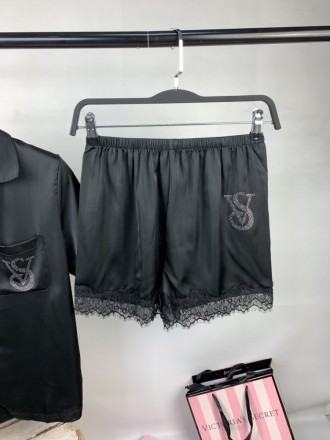 
 
 Пижама Louis Vuitton 2в1 
Рубашка+шорты
Материал : Сатин
Размеры : M, L
Цвет. . фото 6