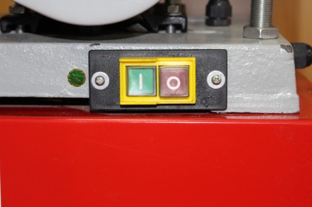 ПРИЗНАЧЕННЯ:
Стрічково-дисковий шліфувальний верстат Holzmann BT 1220 для викори. . фото 9