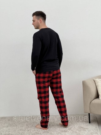Піжамний комплект складається з двох одиниць: піжамні штани +
лонгслів чорний.
З. . фото 3