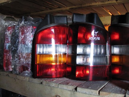  Задний правый фонарь под крышку багажника (под ляду) для Volkswagen T5 (Фольксв. . фото 2