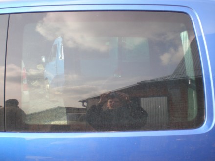  Левое стекло в кузов Volkswagen T5 (Фольксваген Т5) короткая база 2003-2014 г.в. . фото 2