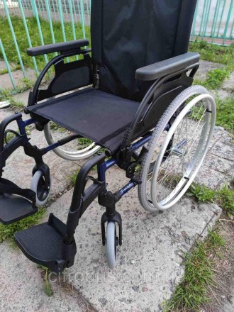 Коляска для инвалидов Фенікс-Медікал Breezy Style
Низкоактивное колесное кресло . . фото 3