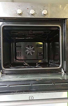 Электрический духовой шкаф Bosch HBN211E4 выполнен в современном лаконичном диза. . фото 5
