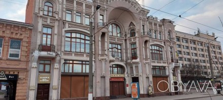 Продам 2 ком. квартиру в Центре 
- центральное отопление 
- металлопластиковые о. Центр. фото 1