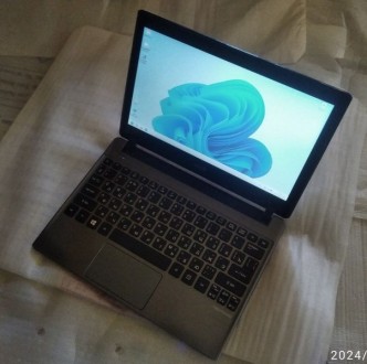 Ноутбук Acer Aspire V5-171 Silver
Состояние внешне хороше есть 
потертости от . . фото 5