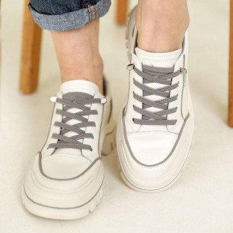 Універсальна модель кросівок Allshoes 584980 в молочному відтінку з сірими акцен. . фото 5