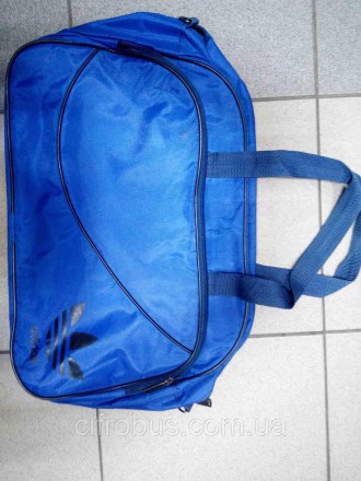 Спортивна сумка Adidas 42х29х18, виготовлена з якісної тканини, має невеликі киш. . фото 4