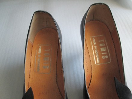Туфлі жіночі TOMIS (літо), шкіряні, колір - чорний, розмір - 34 - 35

Туфлі жі. . фото 9