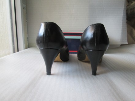Туфлі жіночі TOMIS (літо), шкіряні, колір - чорний, розмір - 34 - 35

Туфлі жі. . фото 6