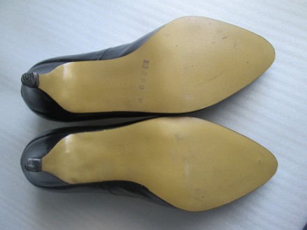 Туфлі жіночі TOMIS (літо), шкіряні, колір - чорний, розмір - 34 - 35

Туфлі жі. . фото 11
