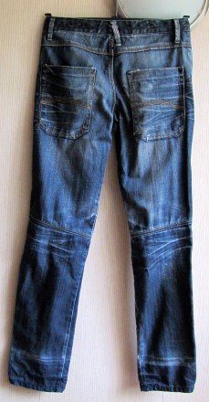 Отличные качественные джинсы фирмы ZARA.
Потёртости родные, так и задумано прои. . фото 3